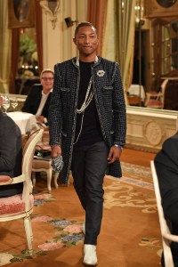 PARIS, FRANCE - DECEMBER 06:  Pharell Williams walks the runway during "Chanel Collection des Metiers d'Art 2016/17 : Paris Cosmopolite" show on December 6, 2016 in Paris, France.  (Photo by Pascal Le Segretain/Getty Images)